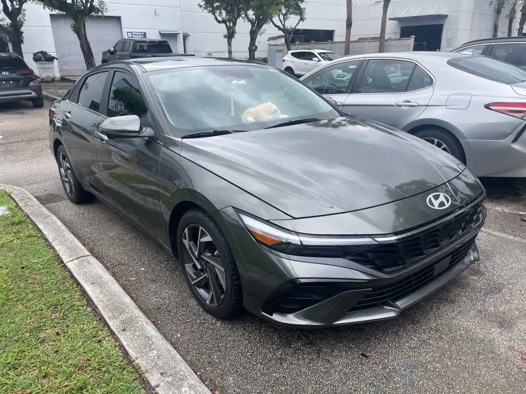 Thumbnail: 2024 Hyundai Elantra - 3