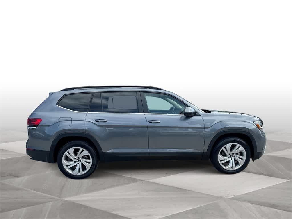 2022 Volkswagen Atlas SE 9