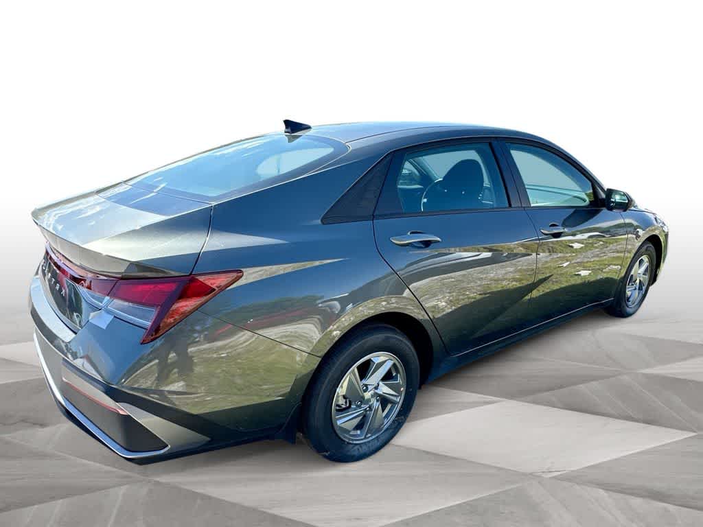 Thumbnail: 2026 Hyundai Elantra - 8