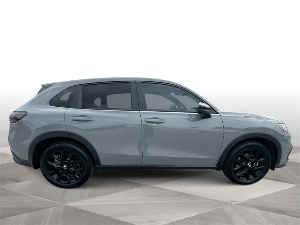 Thumbnail: 2025 Honda HR-V - 9