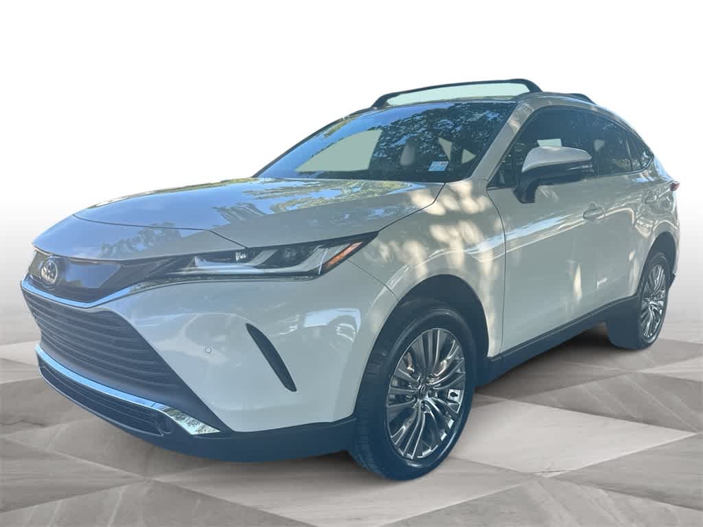 Thumbnail: 2022 Toyota Venza - 4