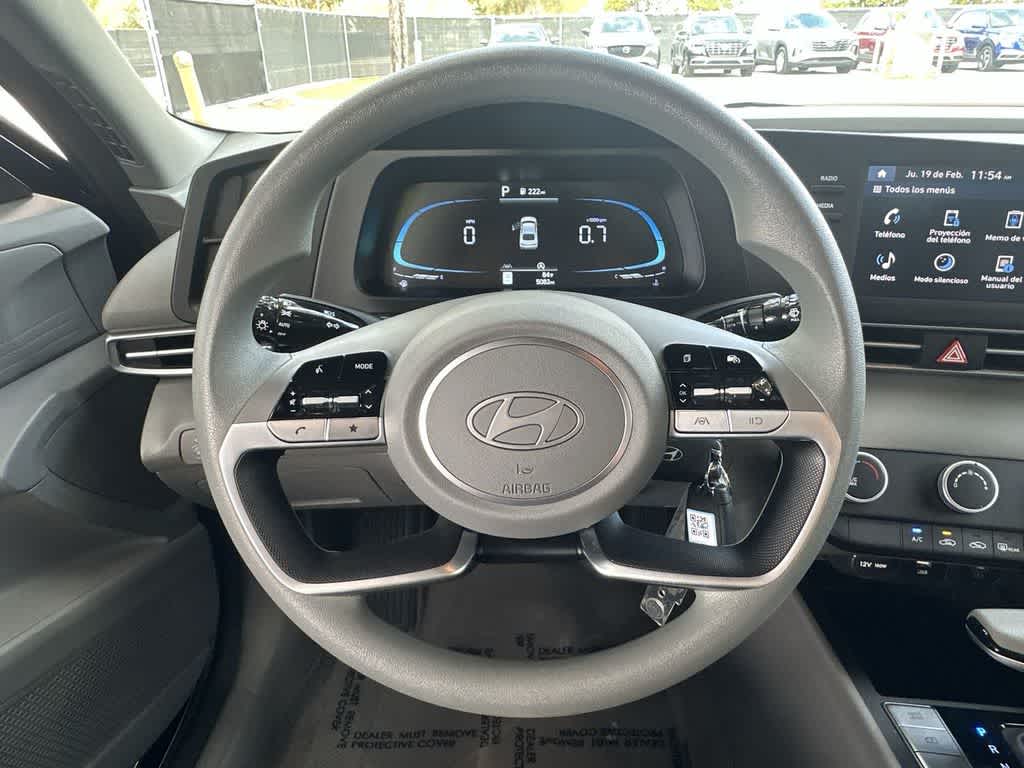 Thumbnail: 2025 Hyundai Elantra - 15