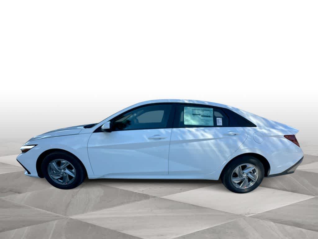Thumbnail: 2026 Hyundai Elantra - 5