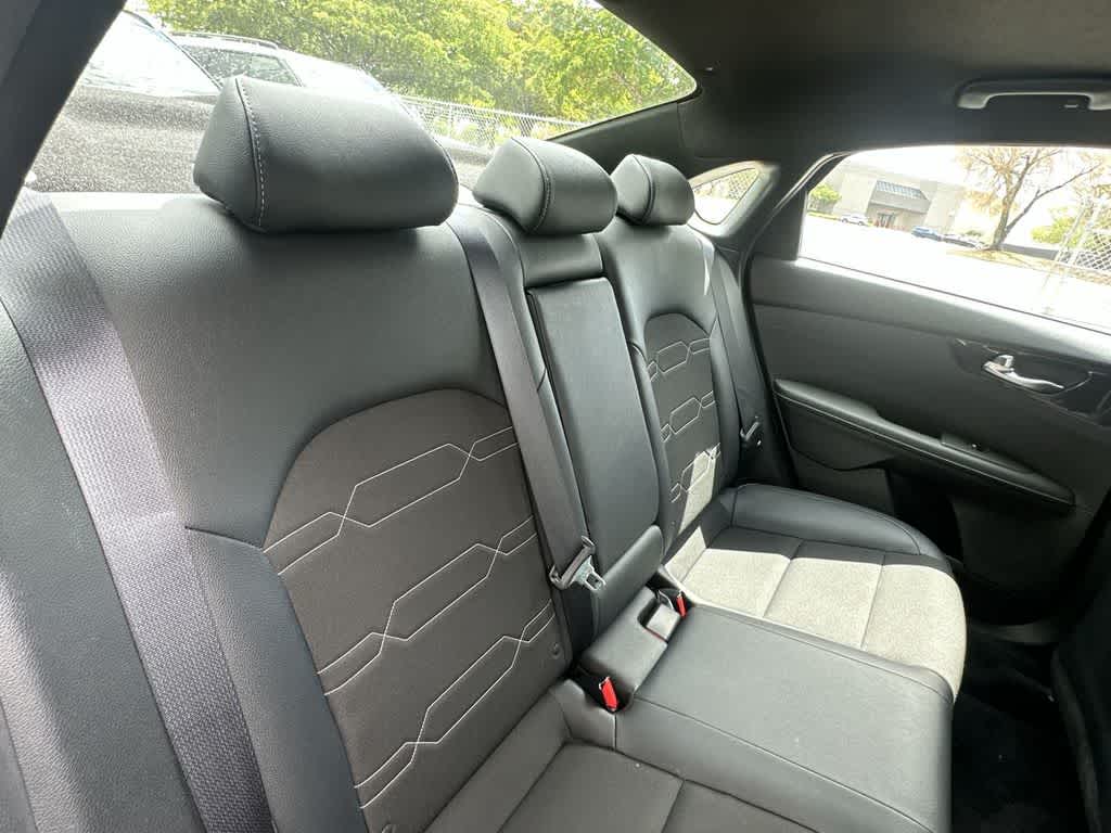 Thumbnail: 2023 Kia Forte - 26