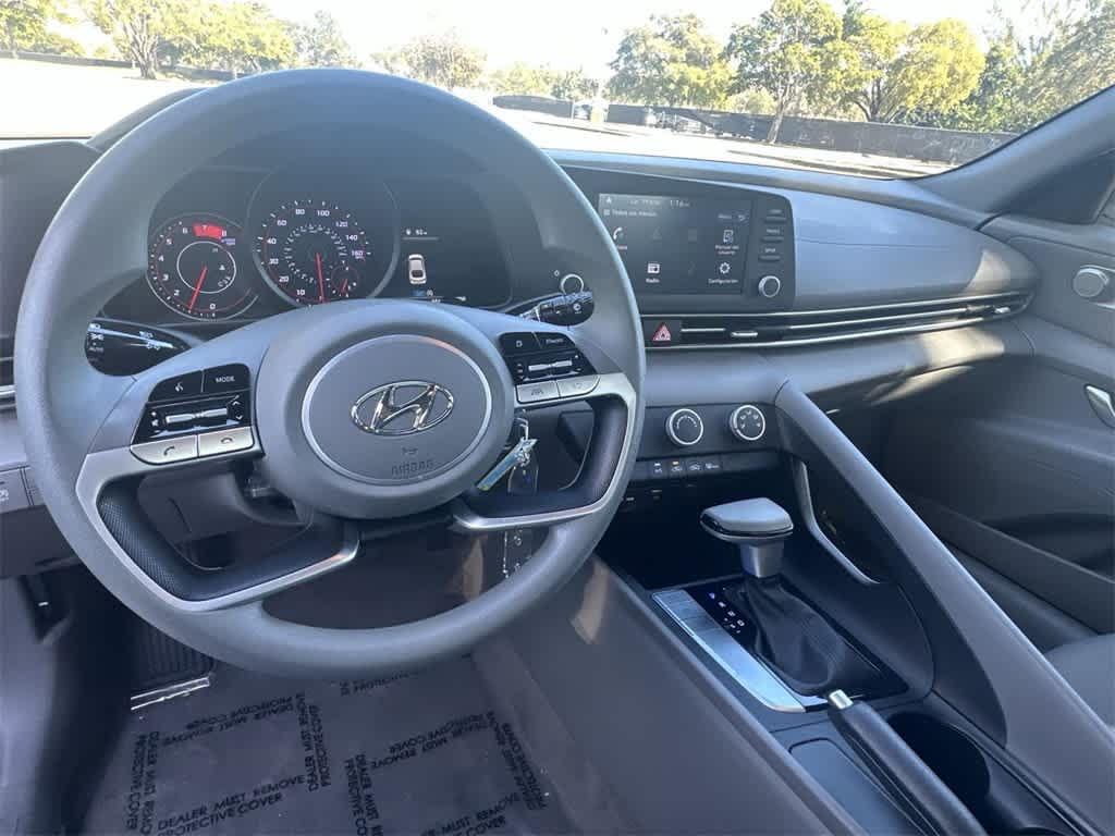 Thumbnail: 2023 Hyundai Elantra - 13