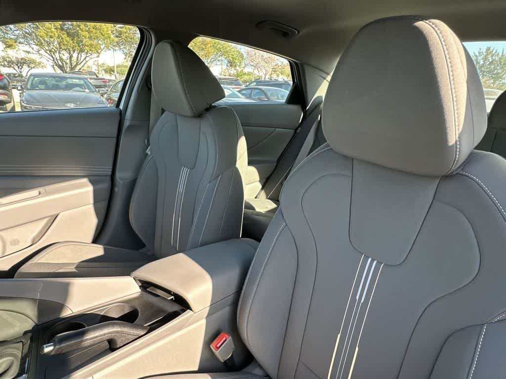Thumbnail: 2026 Hyundai Elantra - 14