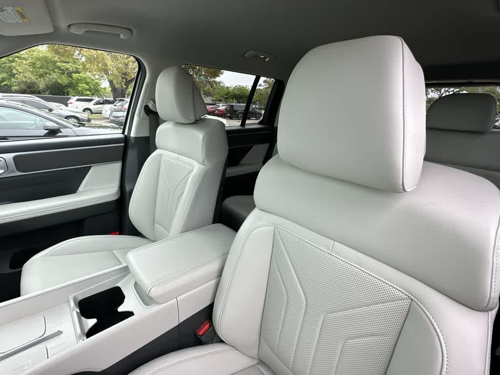 Thumbnail: 2025 Hyundai Santa Fe - 14