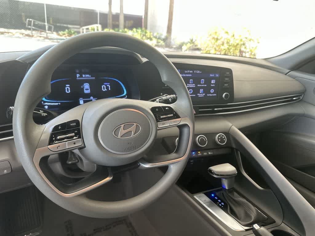 Thumbnail: 2024 Hyundai Elantra - 13