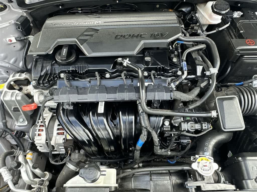 Thumbnail: 2024 Hyundai Elantra - 12