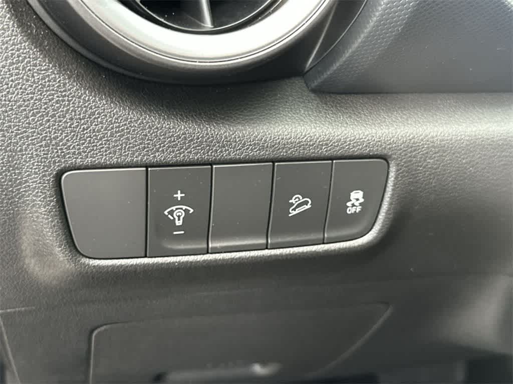 Thumbnail: 2023 Hyundai Kona - 25