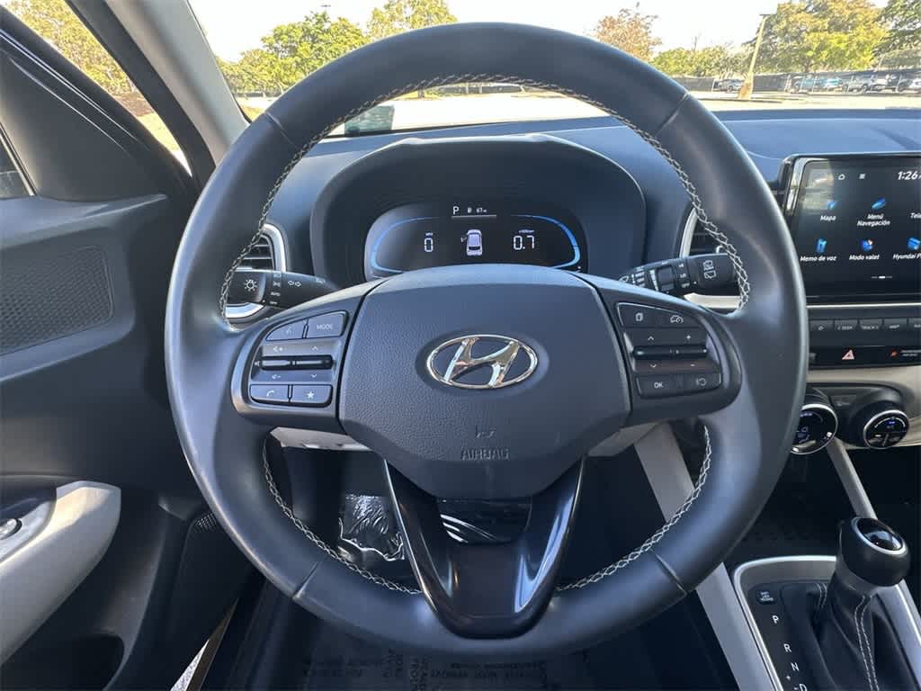 Thumbnail: 2023 Hyundai Venue - 15
