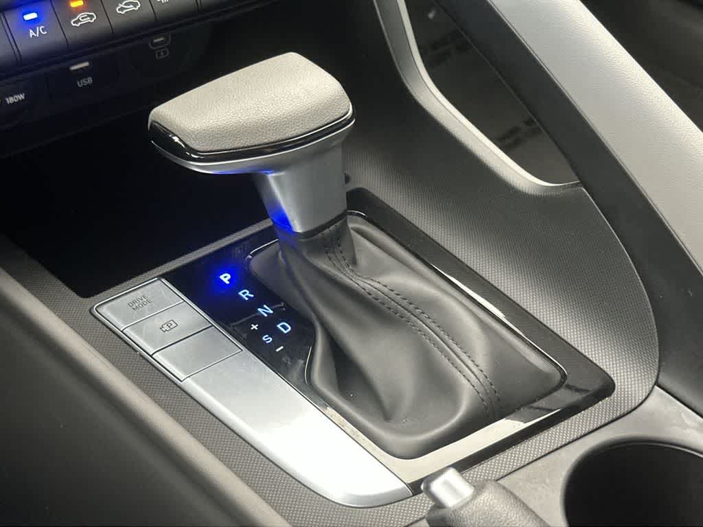Thumbnail: 2024 Hyundai Elantra - 21