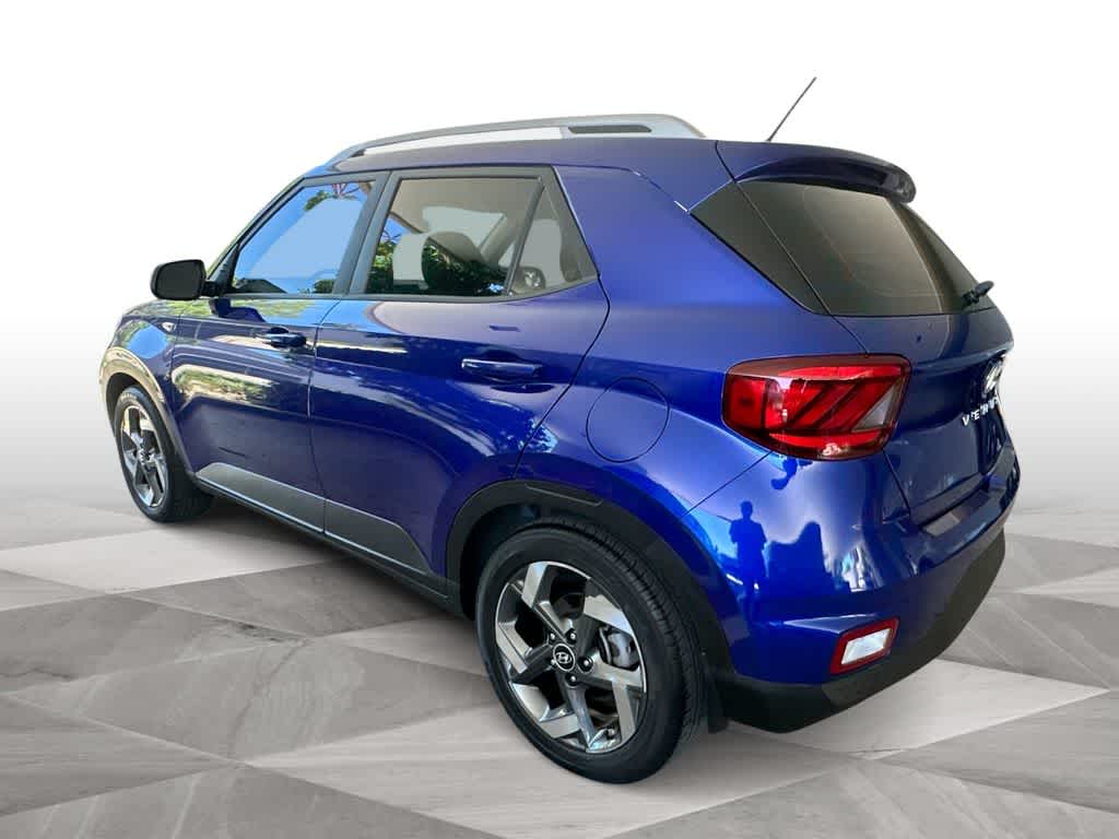 Thumbnail: 2023 Hyundai Venue - 6