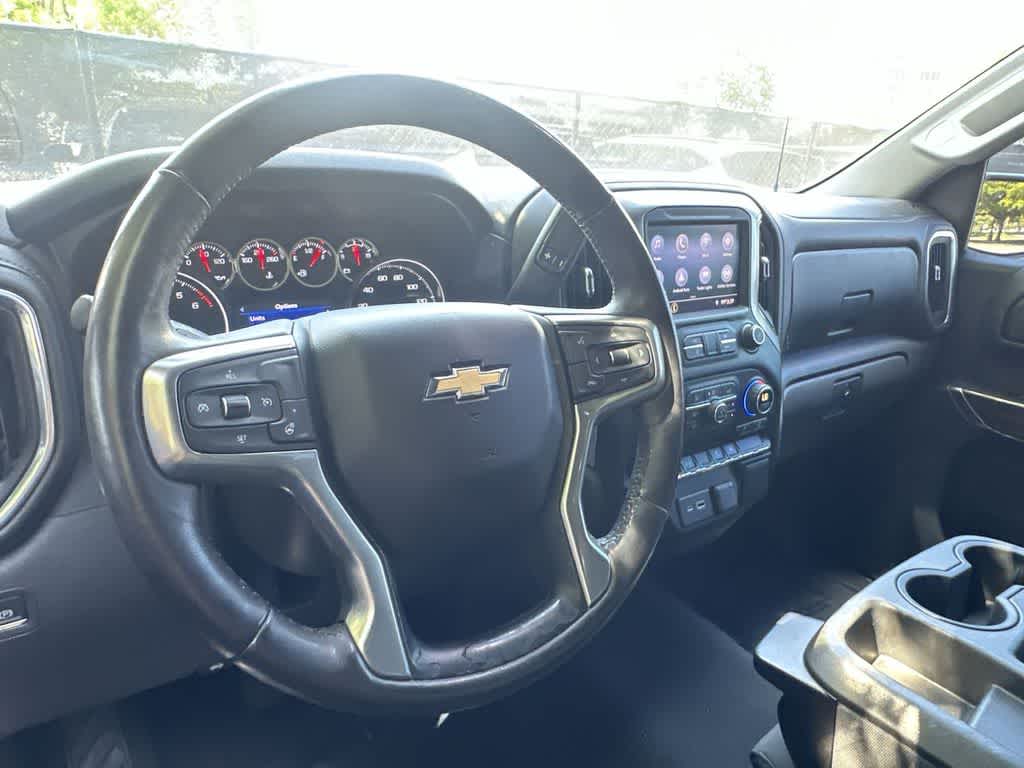 Thumbnail: 2020 Chevrolet Silverado 1500 - 13