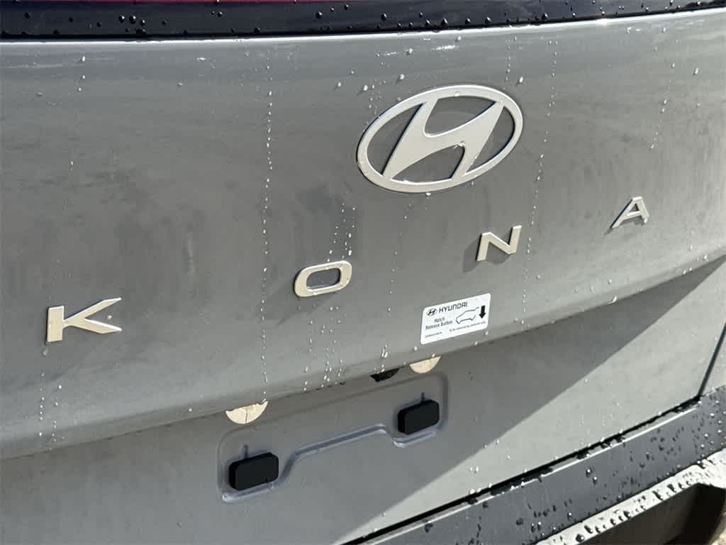 2025 Hyundai Kona SEL 10