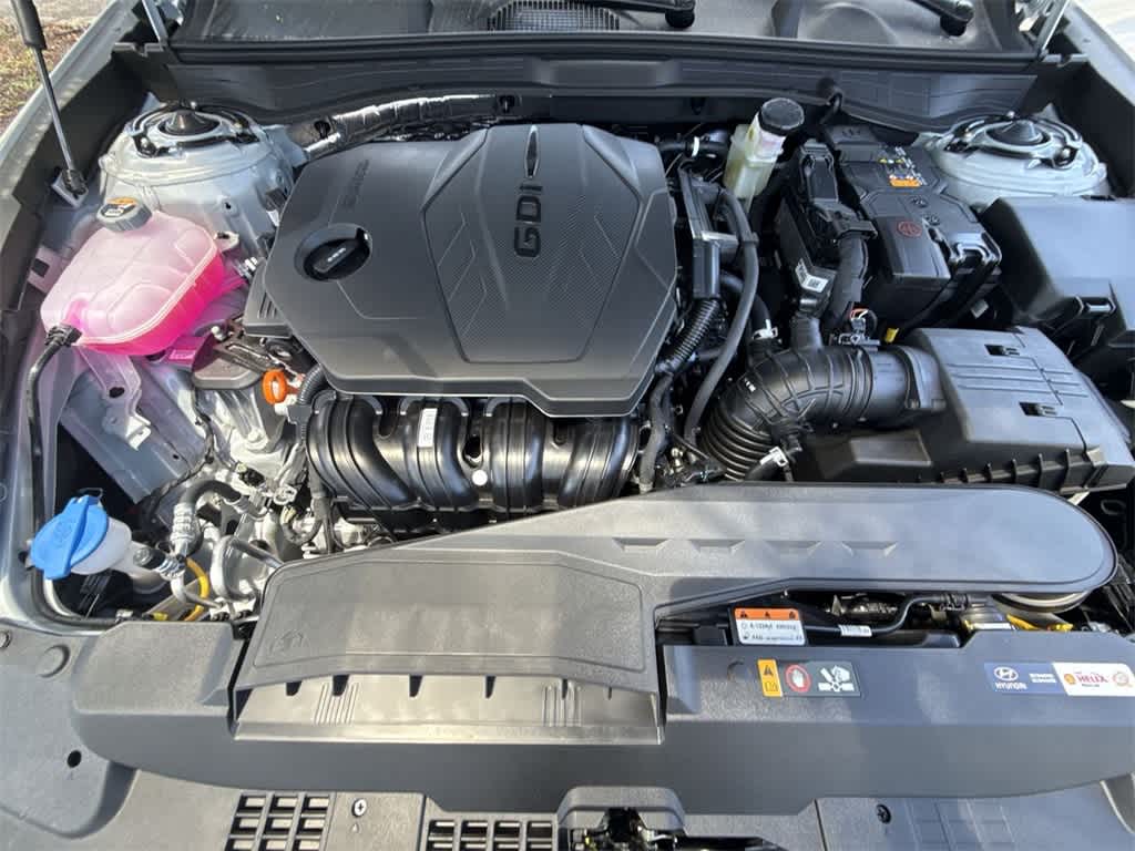 2025 Hyundai Sonata SE 12