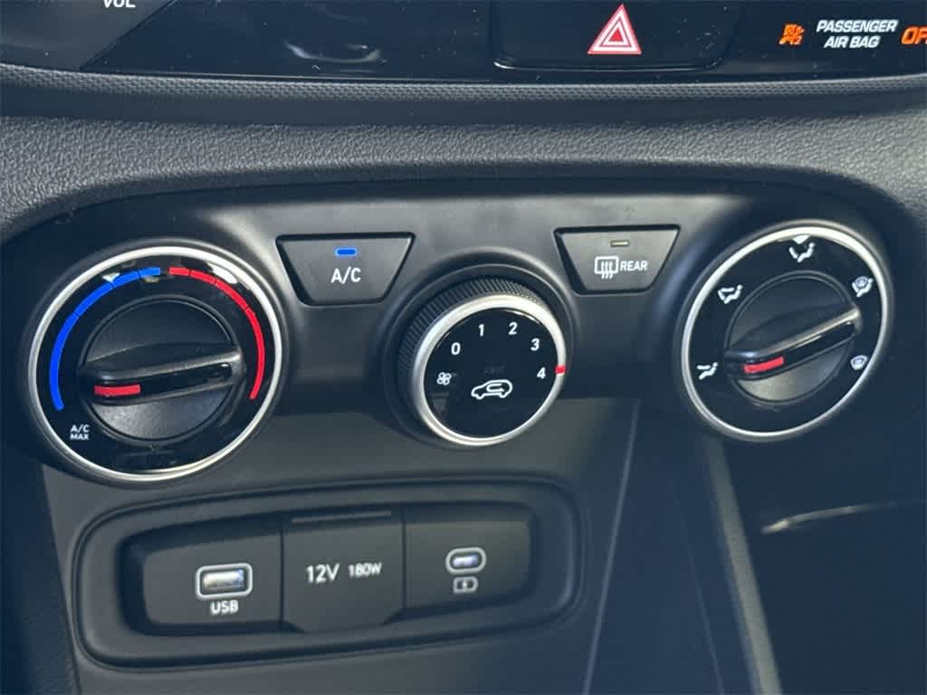 2025 Hyundai Venue SE 20