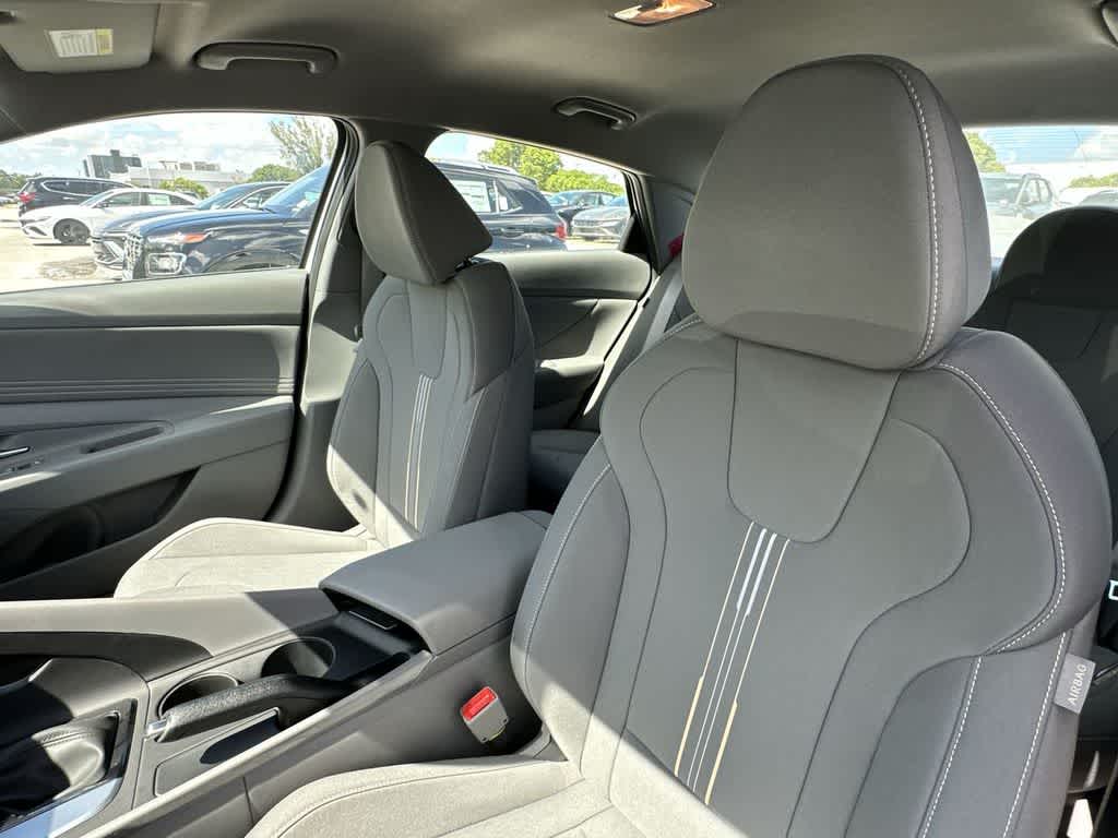 Thumbnail: 2026 Hyundai Elantra - 18