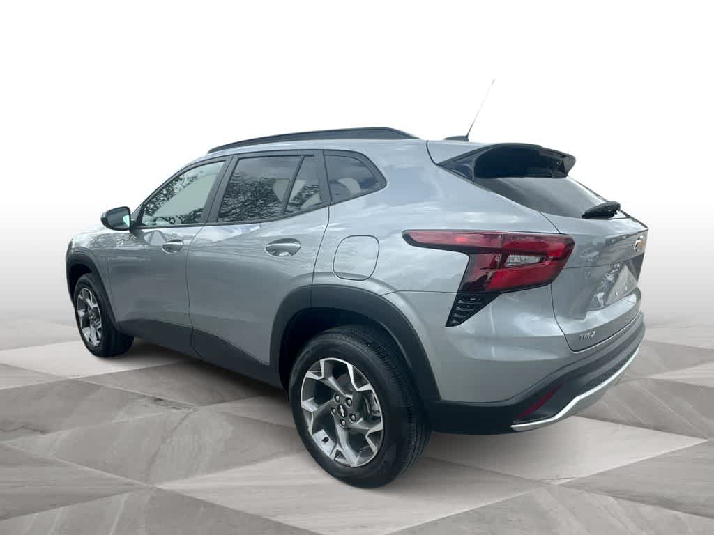 Thumbnail: 2025 Chevrolet Trax - 6