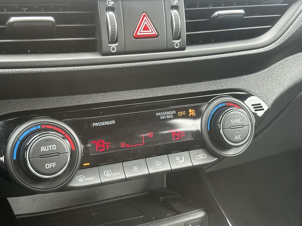 Thumbnail: 2023 Kia Forte - 20