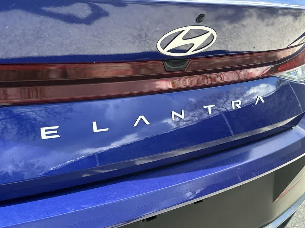 Thumbnail: 2024 Hyundai Elantra - 10