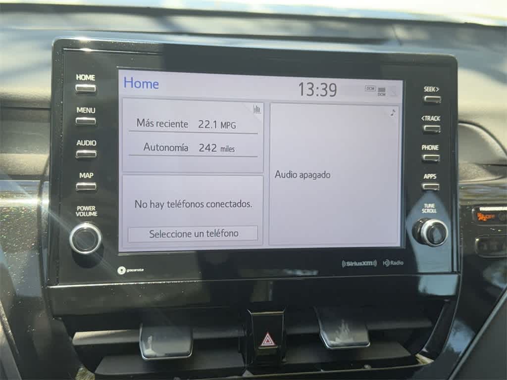 2024 Toyota Camry SE 18