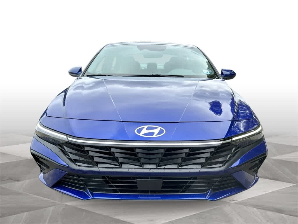 Thumbnail: 2025 Hyundai Elantra - 3