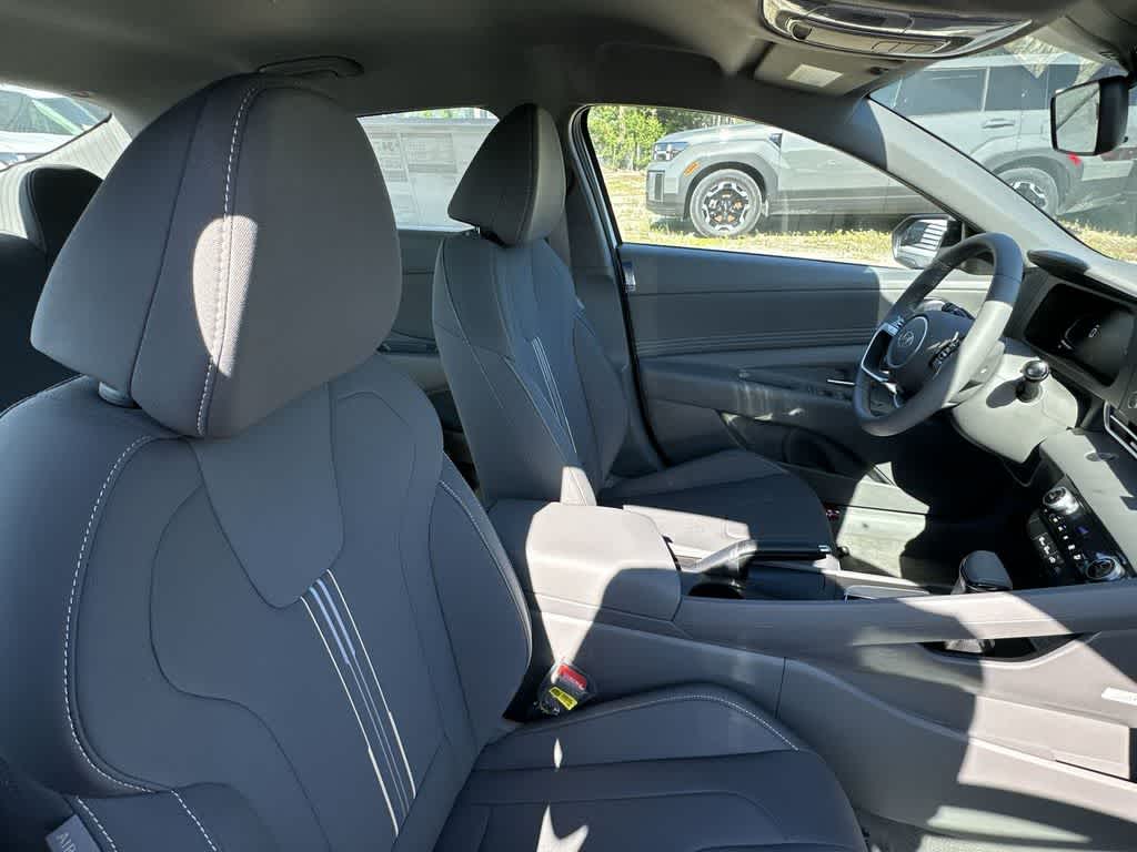 Thumbnail: 2026 Hyundai Elantra - 28