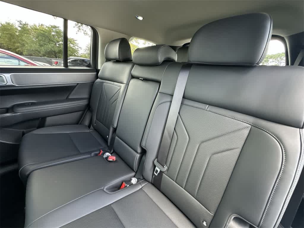 Thumbnail: 2025 Hyundai Santa Fe - 22