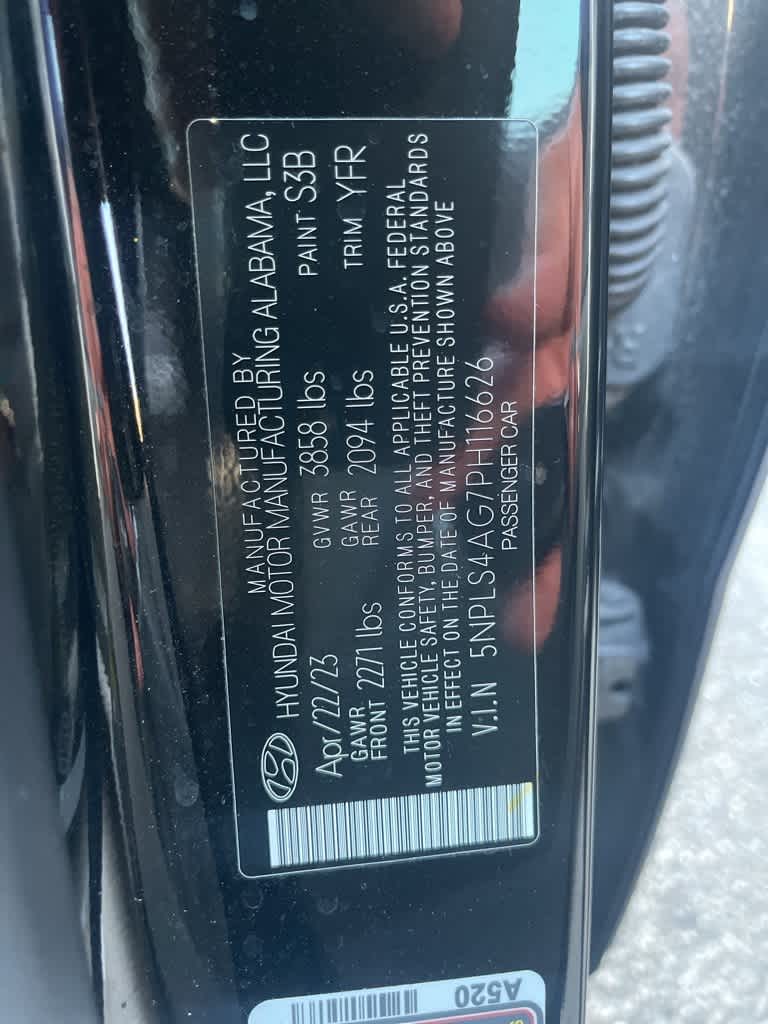 Thumbnail: 2023 Hyundai Elantra - 8