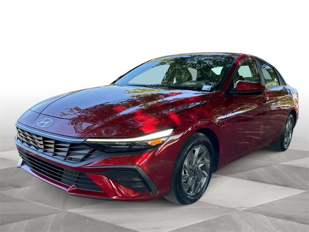 Thumbnail: 2024 Hyundai Elantra - 1