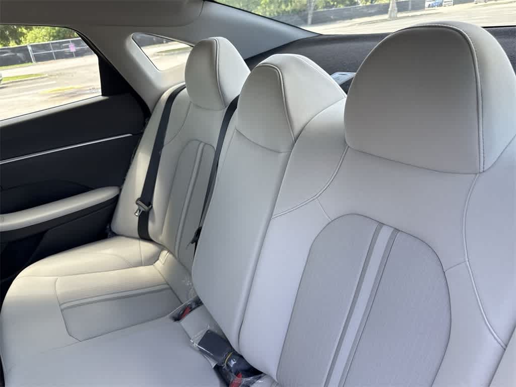 2025 Hyundai Sonata SE 22
