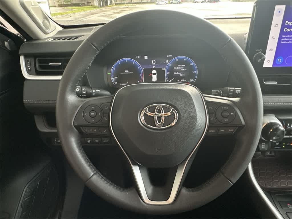 Thumbnail: 2023 Toyota RAV4 - 15