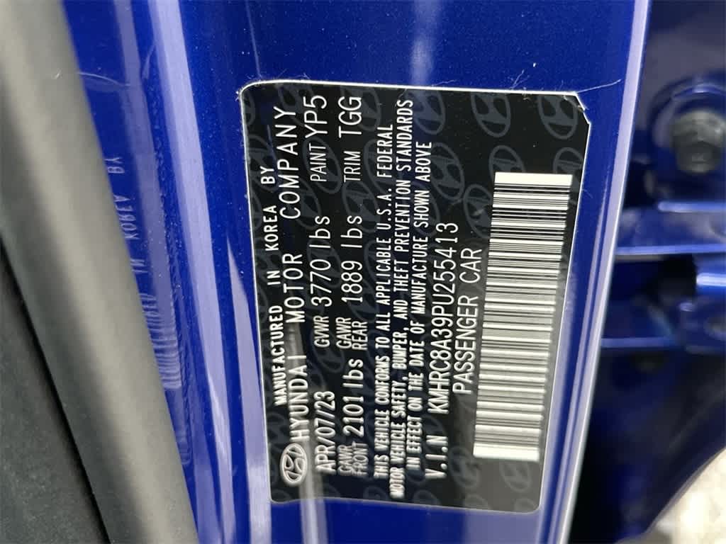 Thumbnail: 2023 Hyundai Venue - 29