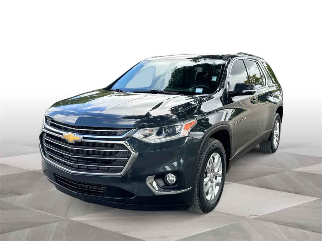 Thumbnail: 2021 Chevrolet Traverse - 4
