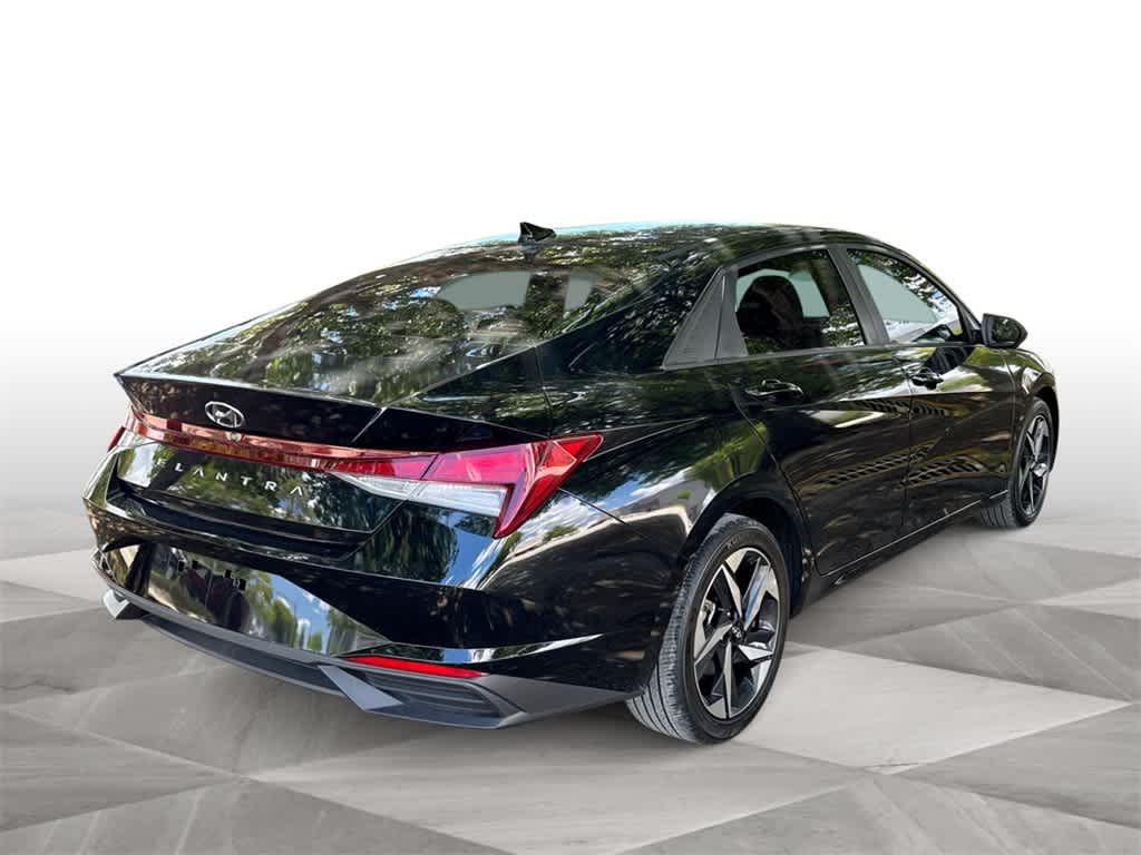 Thumbnail: 2023 Hyundai Elantra - 8