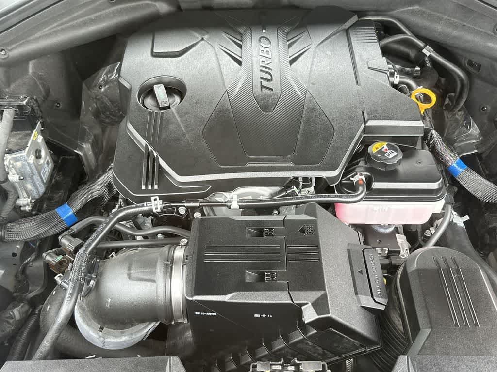 Thumbnail: 2023 Genesis GV70 - 12