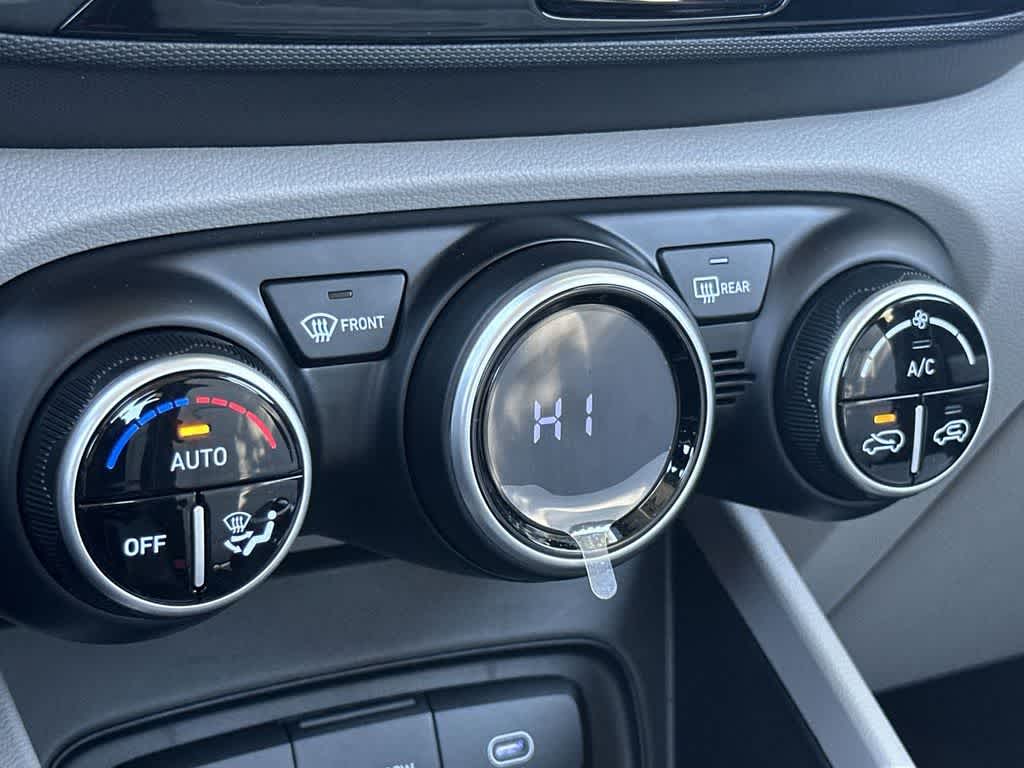 Thumbnail: 2025 Hyundai Venue - 20