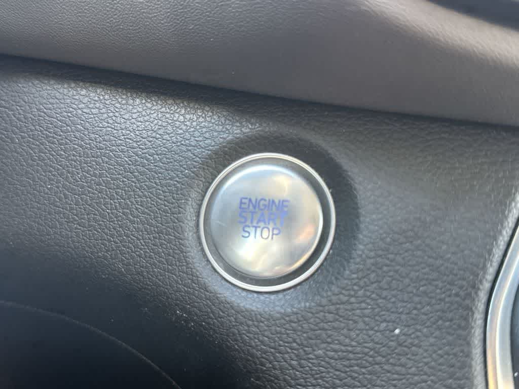 Thumbnail: 2020 Hyundai Santa Fe - 17