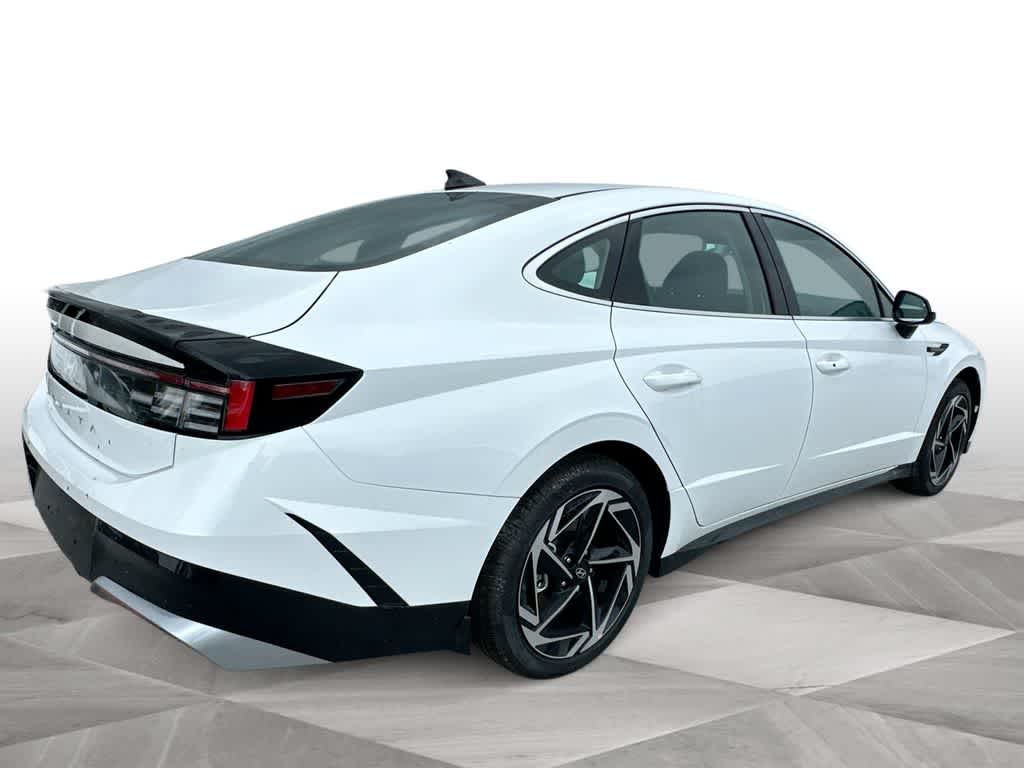 Thumbnail: 2026 Hyundai Sonata - 8