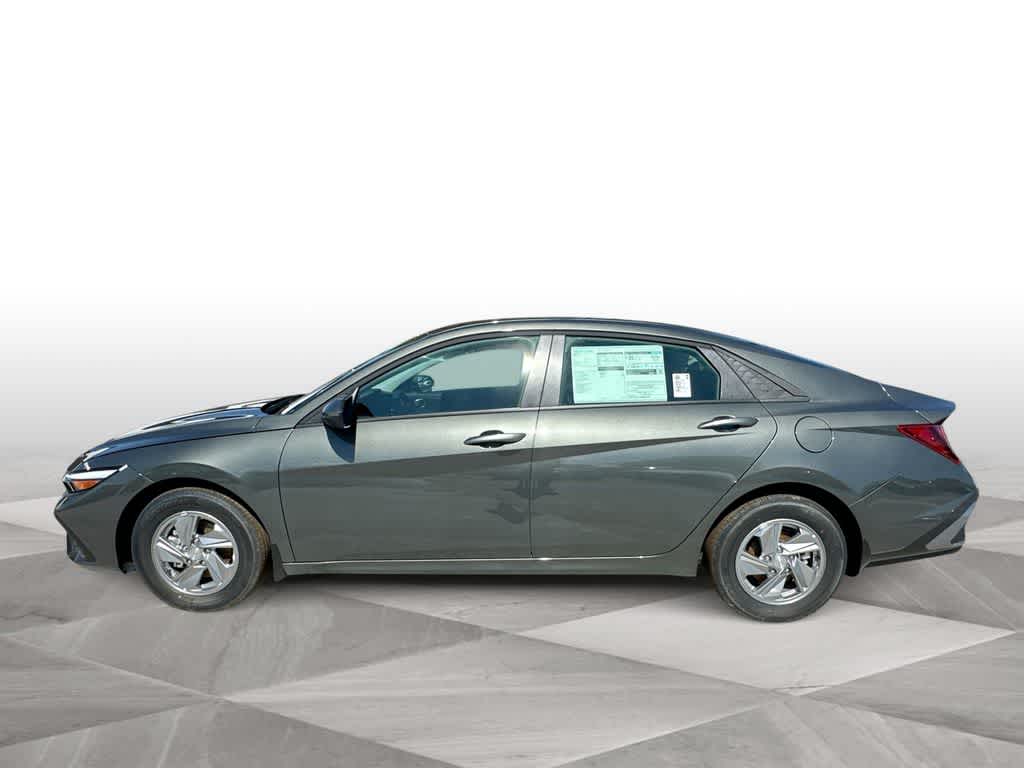 Thumbnail: 2026 Hyundai Elantra - 5