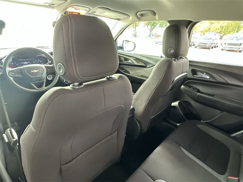 Thumbnail: 2023 Chevrolet TrailBlazer - 23