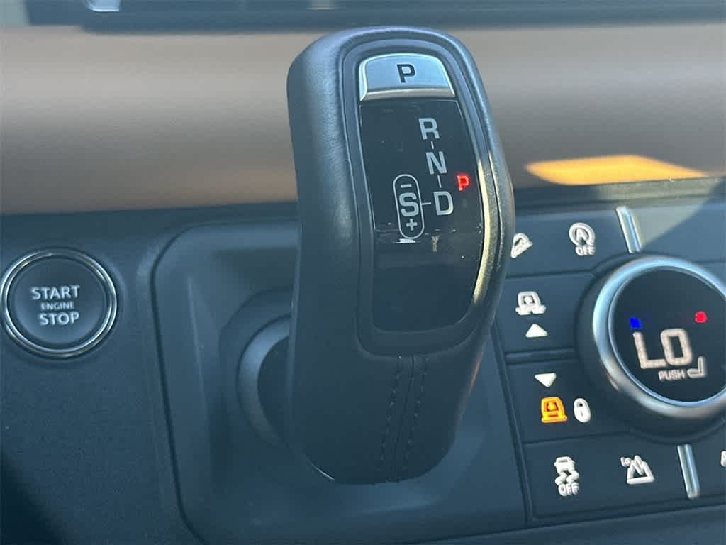 Thumbnail: 2023 Land Rover Defender - 21