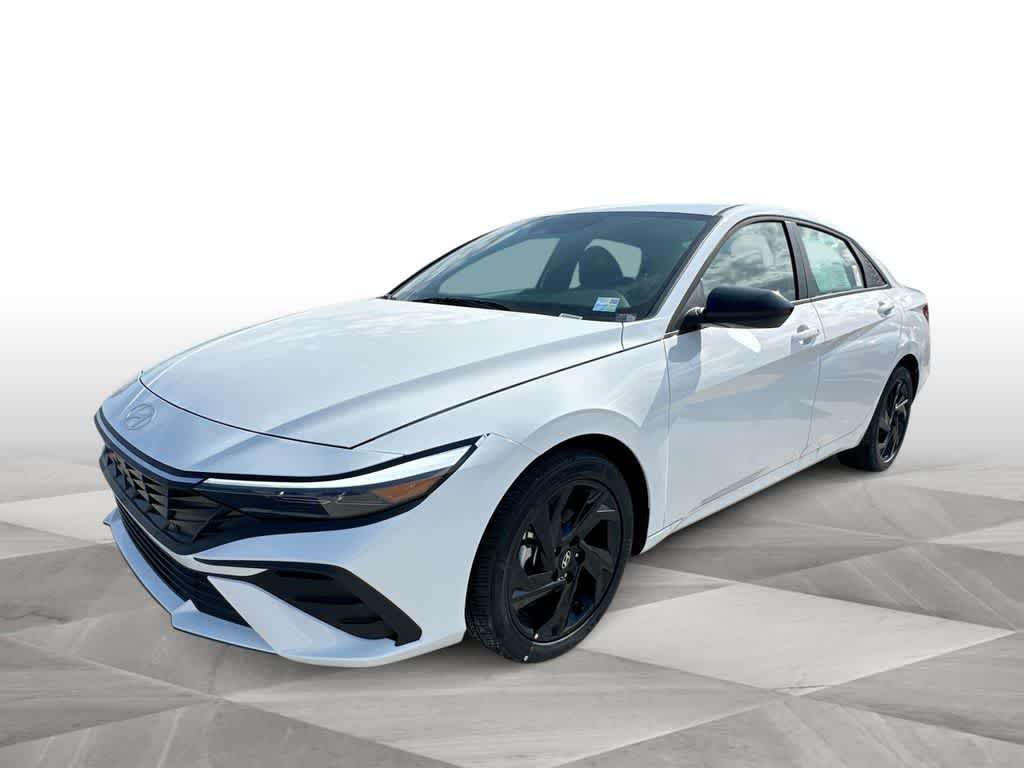 Thumbnail: 2026 Hyundai Elantra - 4