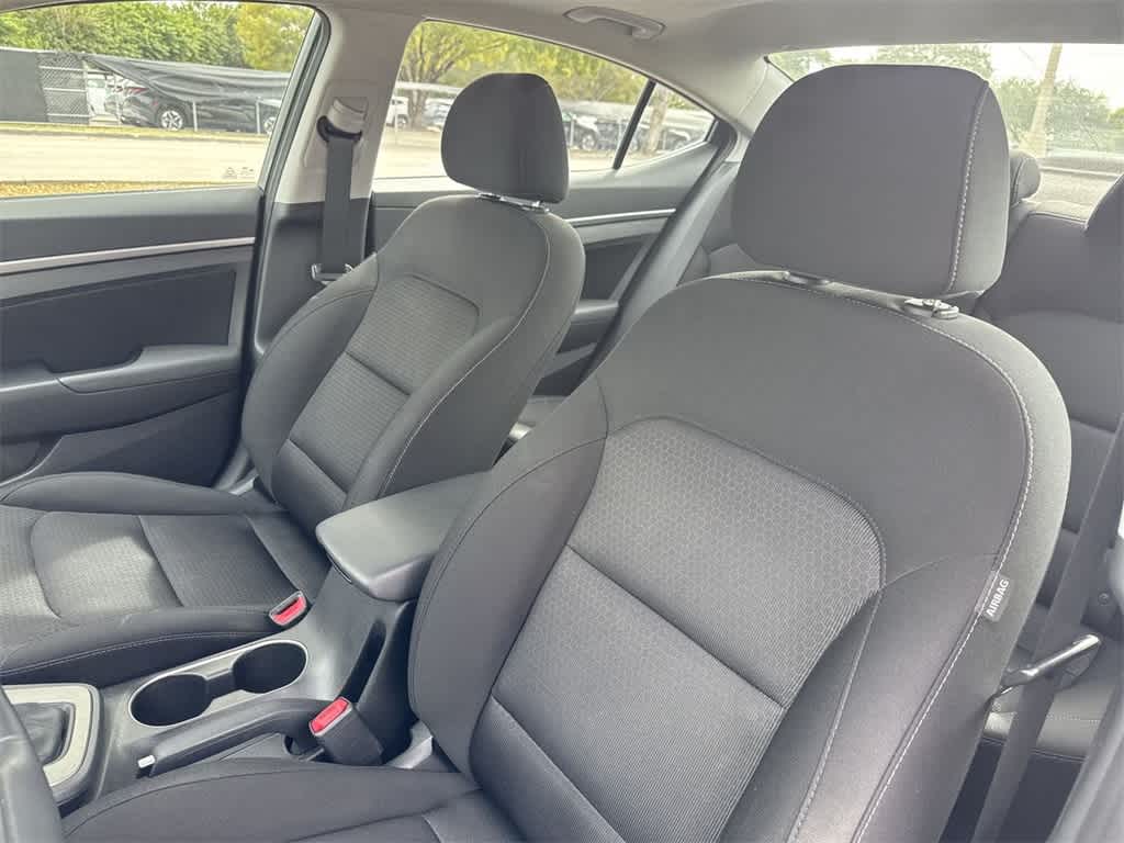 Thumbnail: 2018 Hyundai Elantra - 14