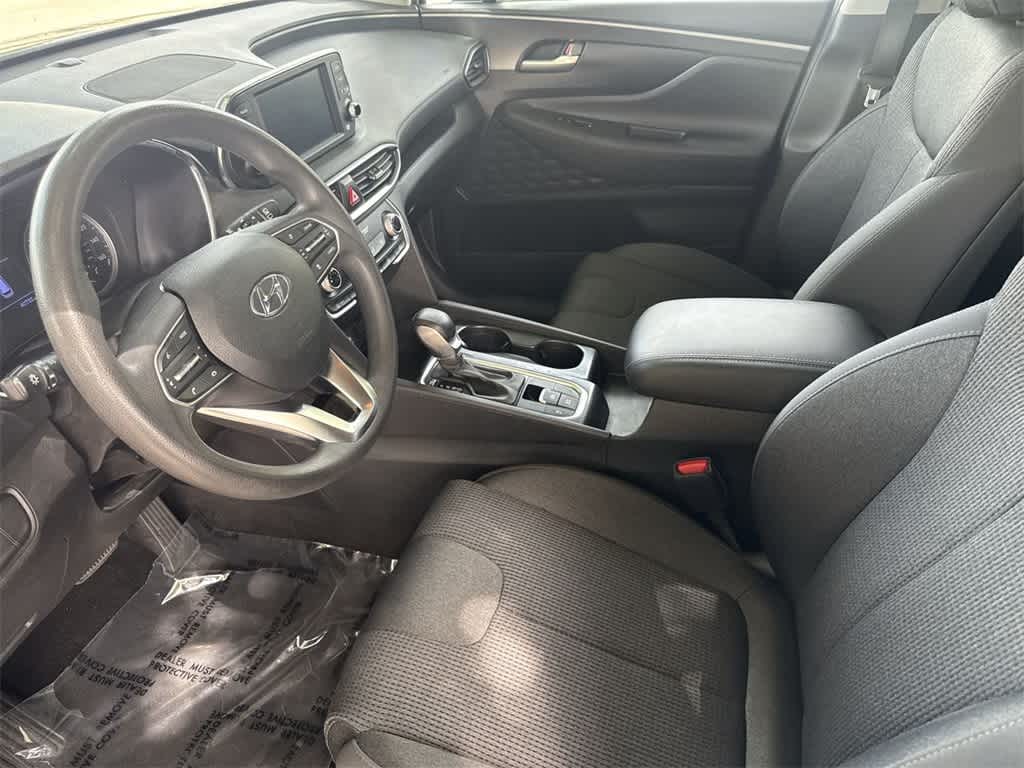 2020 Hyundai Santa Fe SE 12