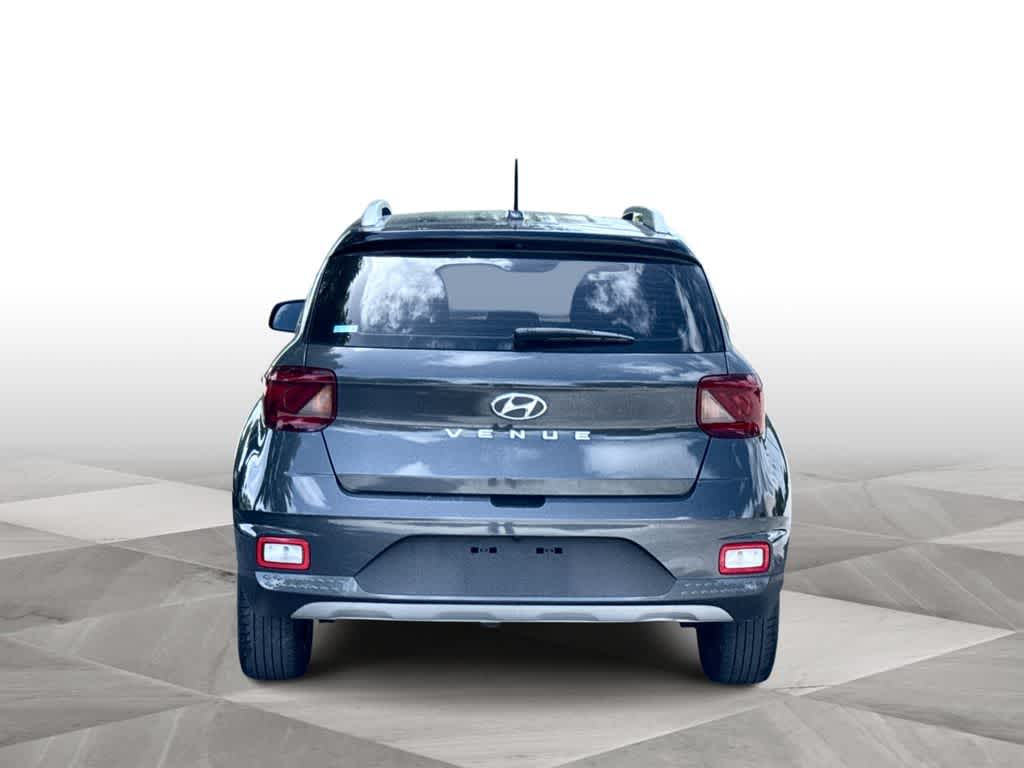 Thumbnail: 2023 Hyundai Venue - 7