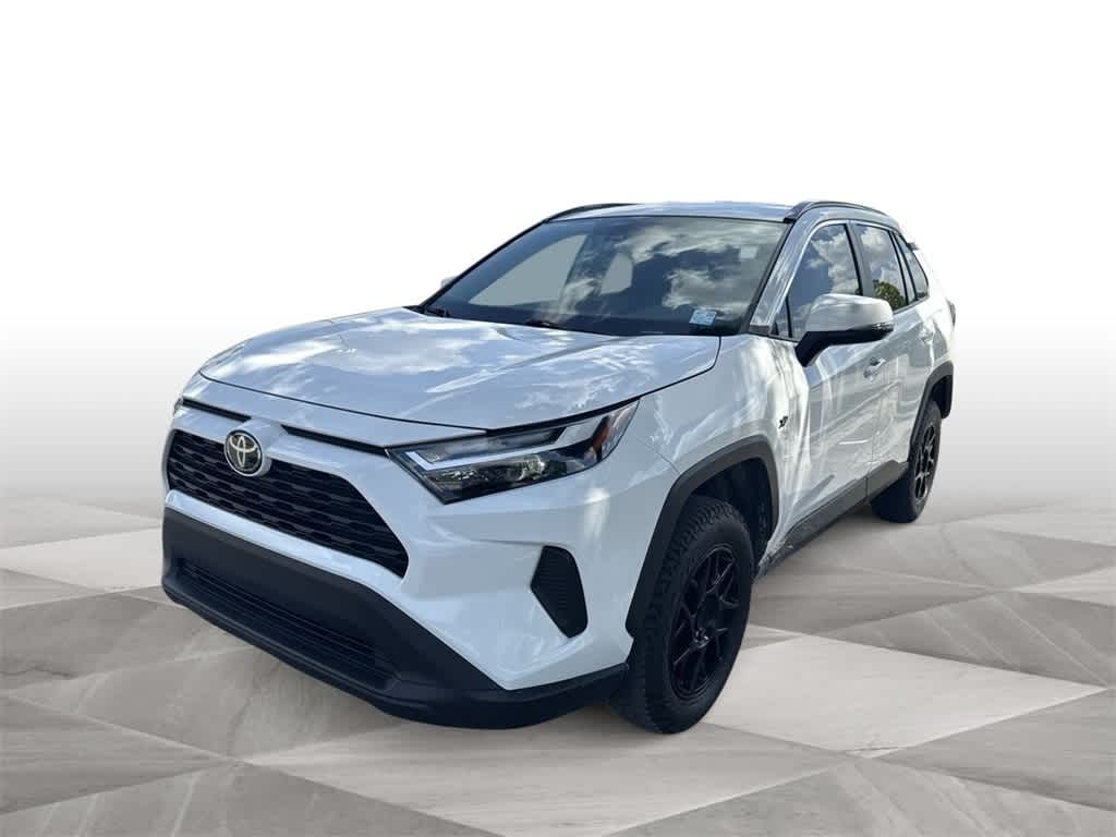 2022 Toyota RAV4 XLE -
                  Doral, FL
