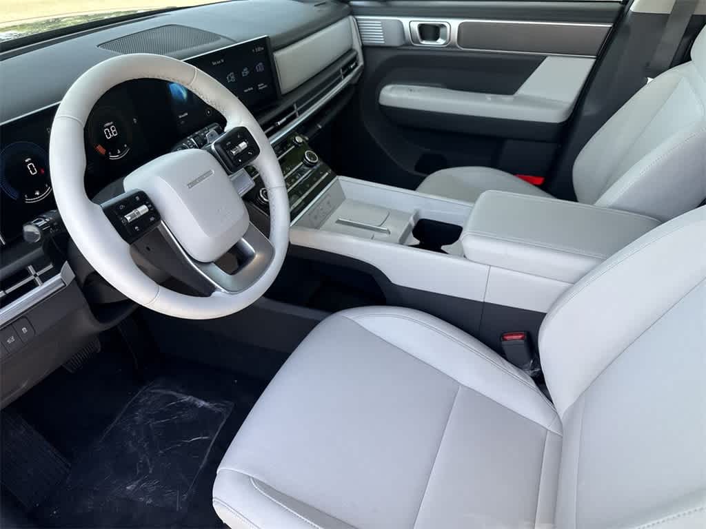 2025 Hyundai Santa Fe SE 13