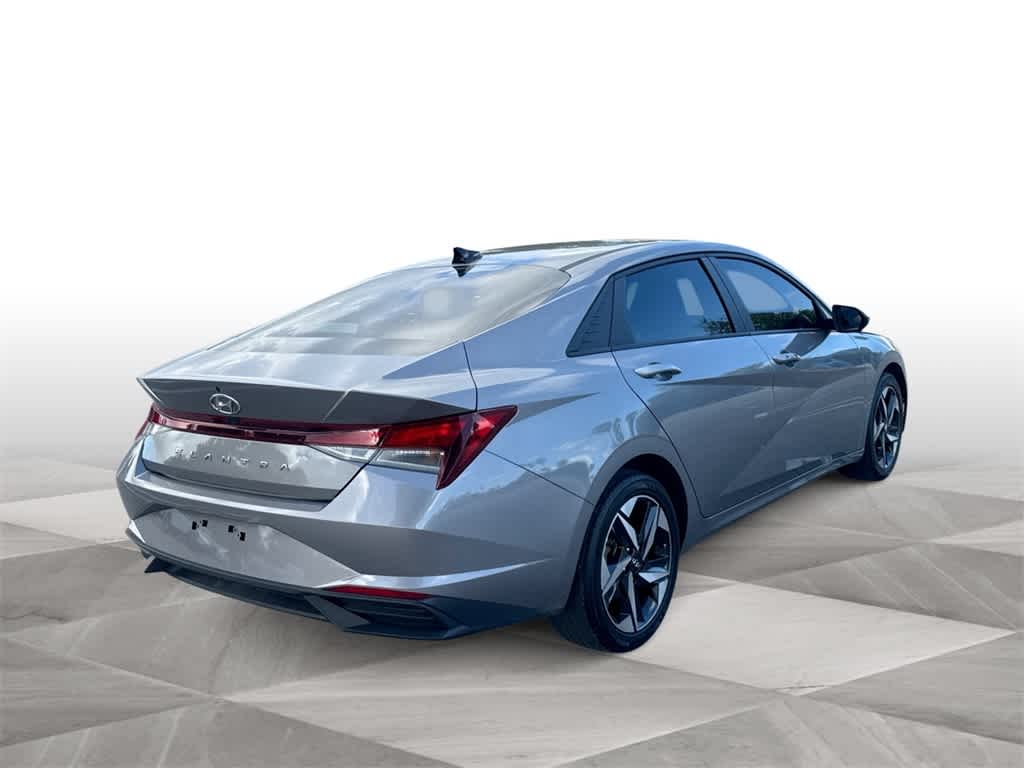 Thumbnail: 2023 Hyundai Elantra - 8